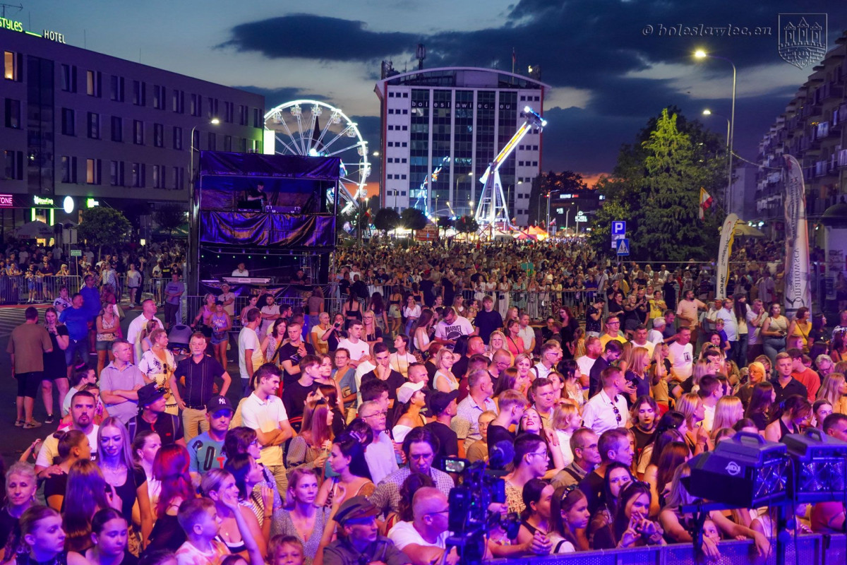 Smolasty i Gromee wystąpili w piątkowy wieczór na głównej scenie święta ceramiki