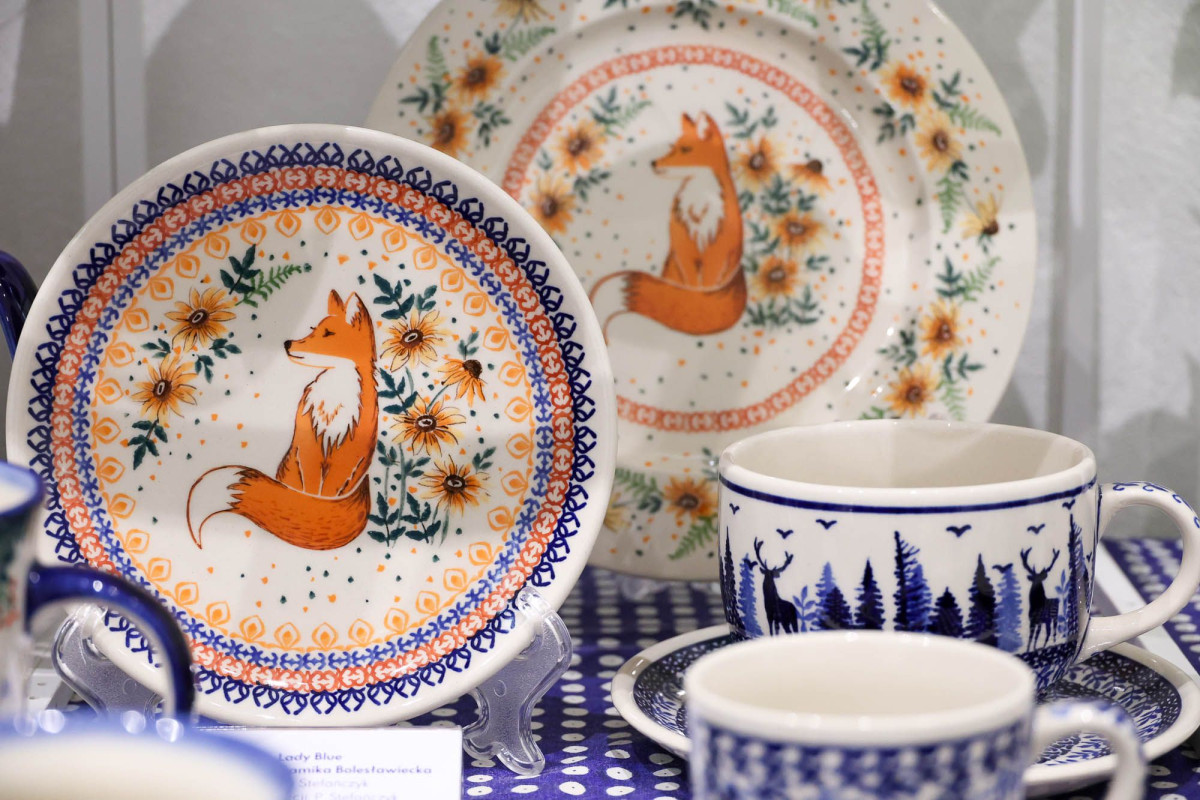 Współczesne wzornictwo ceramiki bolesławieckiej – wystawa na Święto Ceramiki 2024