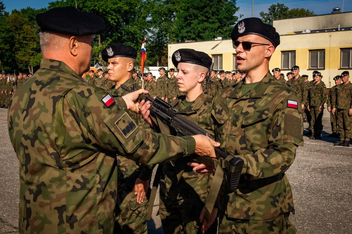 Elewi dostali broń