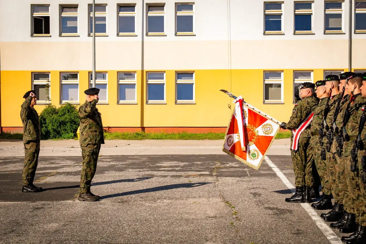Elewi dostali broń