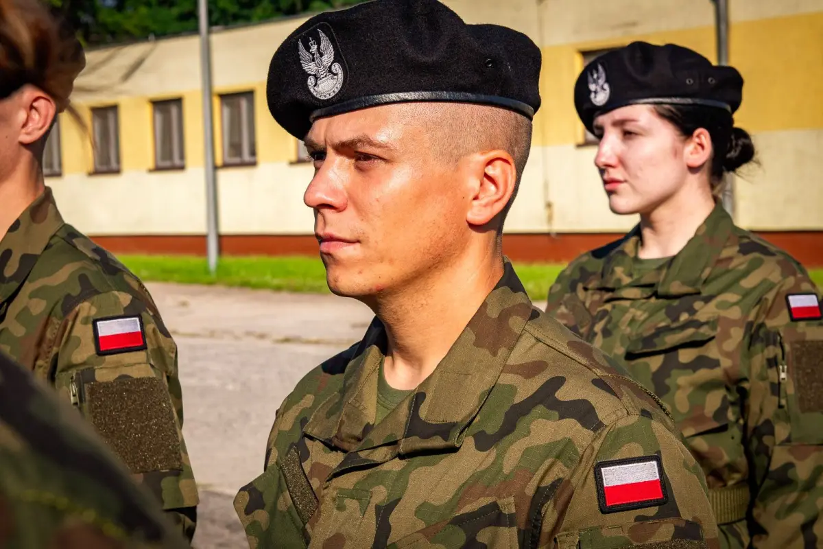 Elewi dostali broń