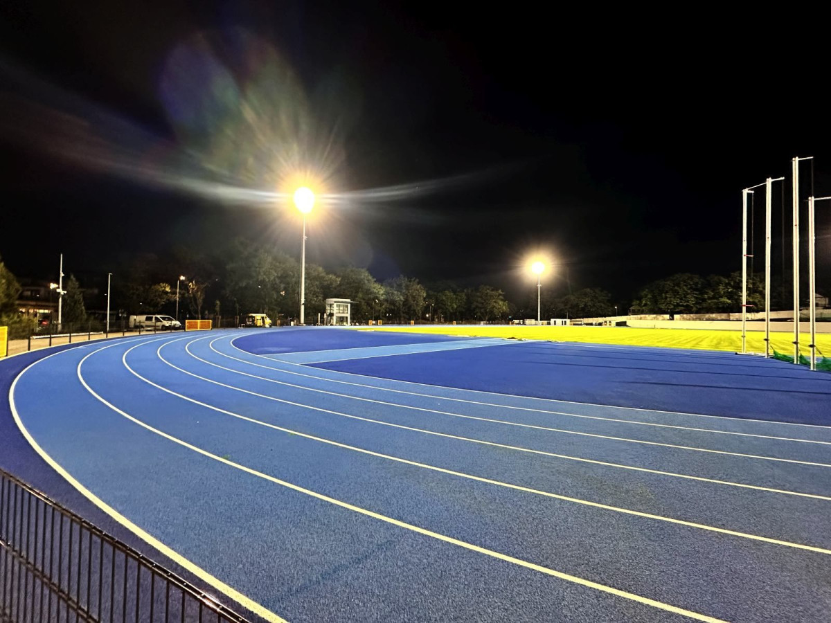 Oświetlenie stadionu miejskiego w Bolesławcu