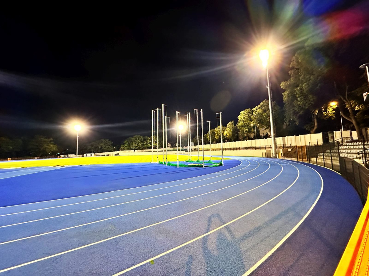 Oświetlenie stadionu miejskiego w Bolesławcu