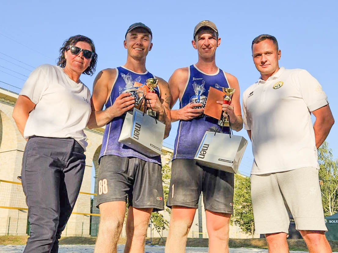 Turniej siatkówki plażowej