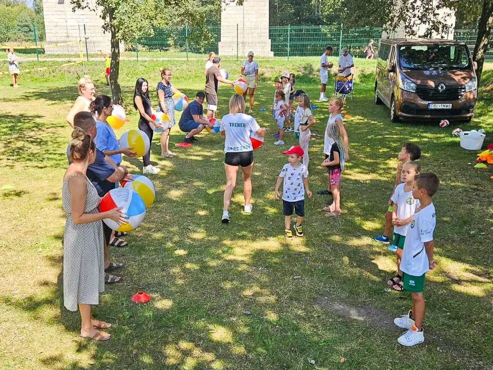 Turniej siatkówki plażowej