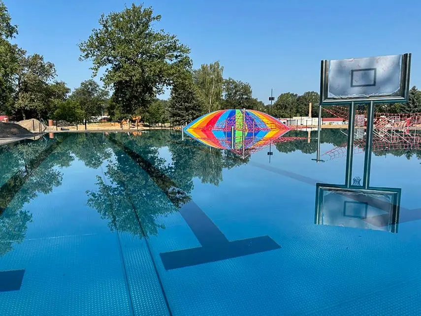 Pools on Spacerowa Street