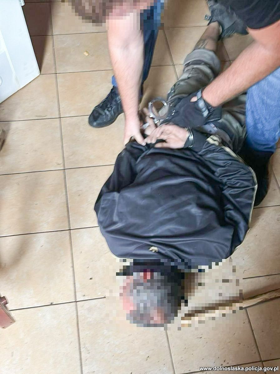 Podejrzani i odzyskane mienie