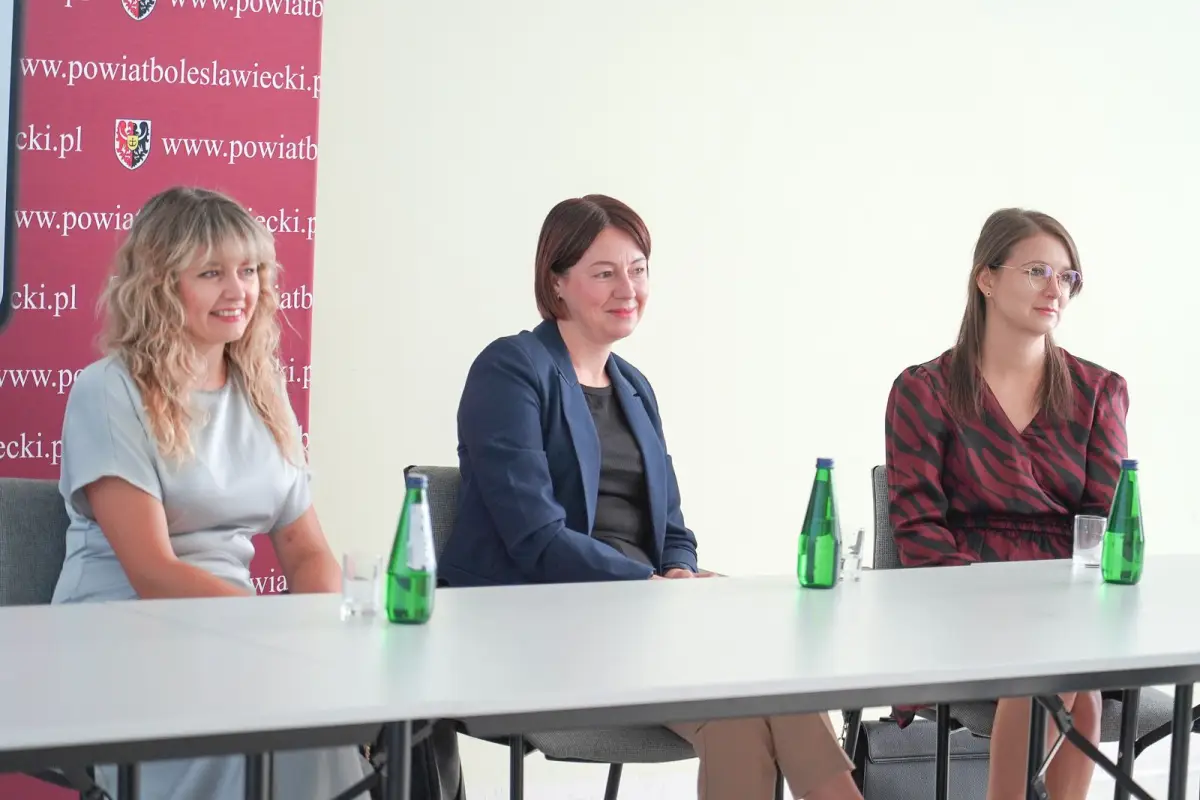 Uroczystość w Starostwie Powiatowym w Bolesławcu