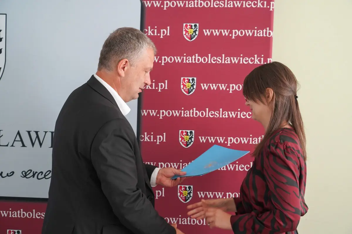 Uroczystość w Starostwie Powiatowym w Bolesławcu