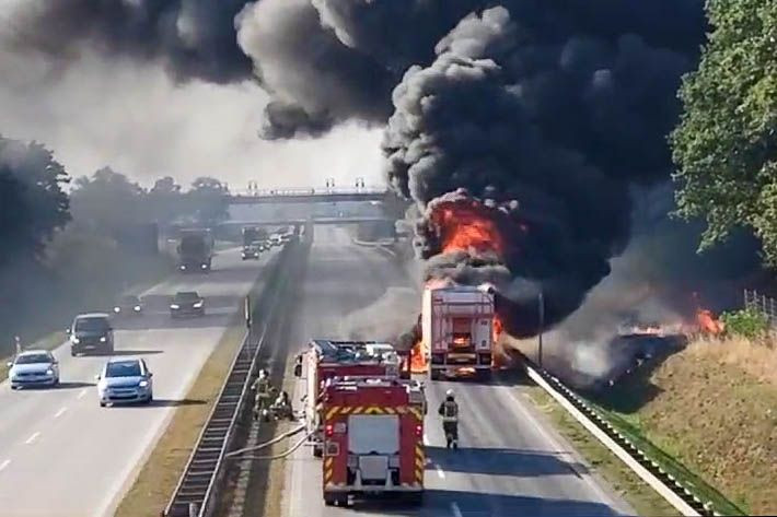 Pożar ciężarówki na A4