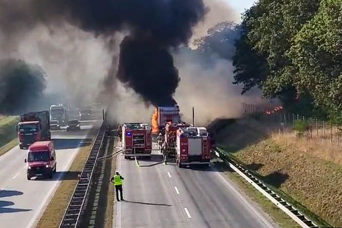 Pożar ciężarówki na A4
