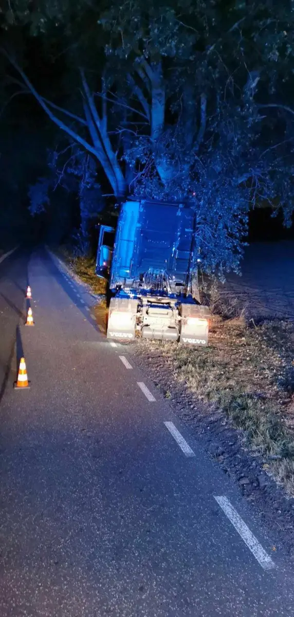 Zdarzenie drogowe między Różyńcem a Krzyżową