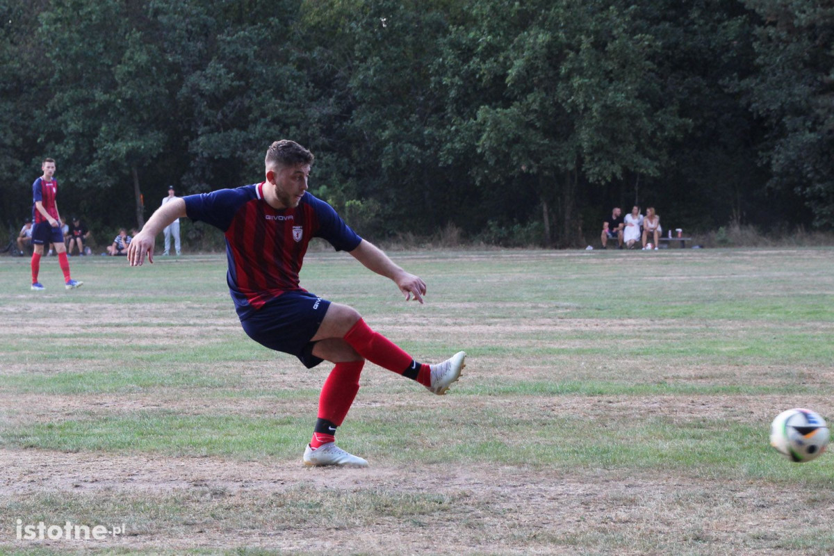 Galeria z meczu KS Kolonia Bolesławiec - KS Piast Czerwona Woda