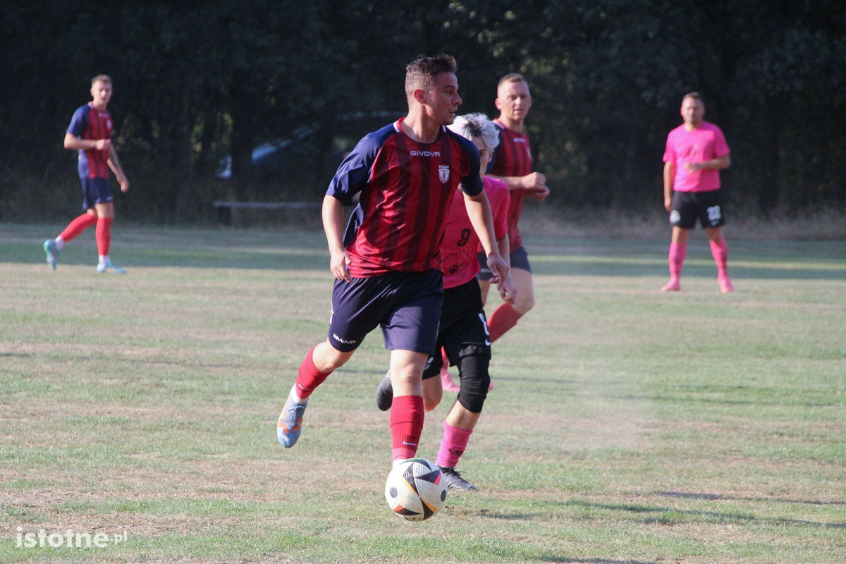 Galeria z meczu KS Kolonia Bolesławiec - KS Piast Czerwona Woda