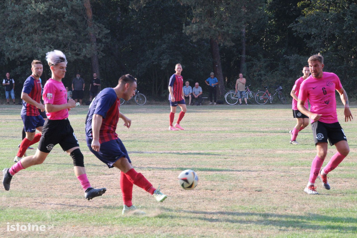 Galeria z meczu KS Kolonia Bolesławiec - KS Piast Czerwona Woda