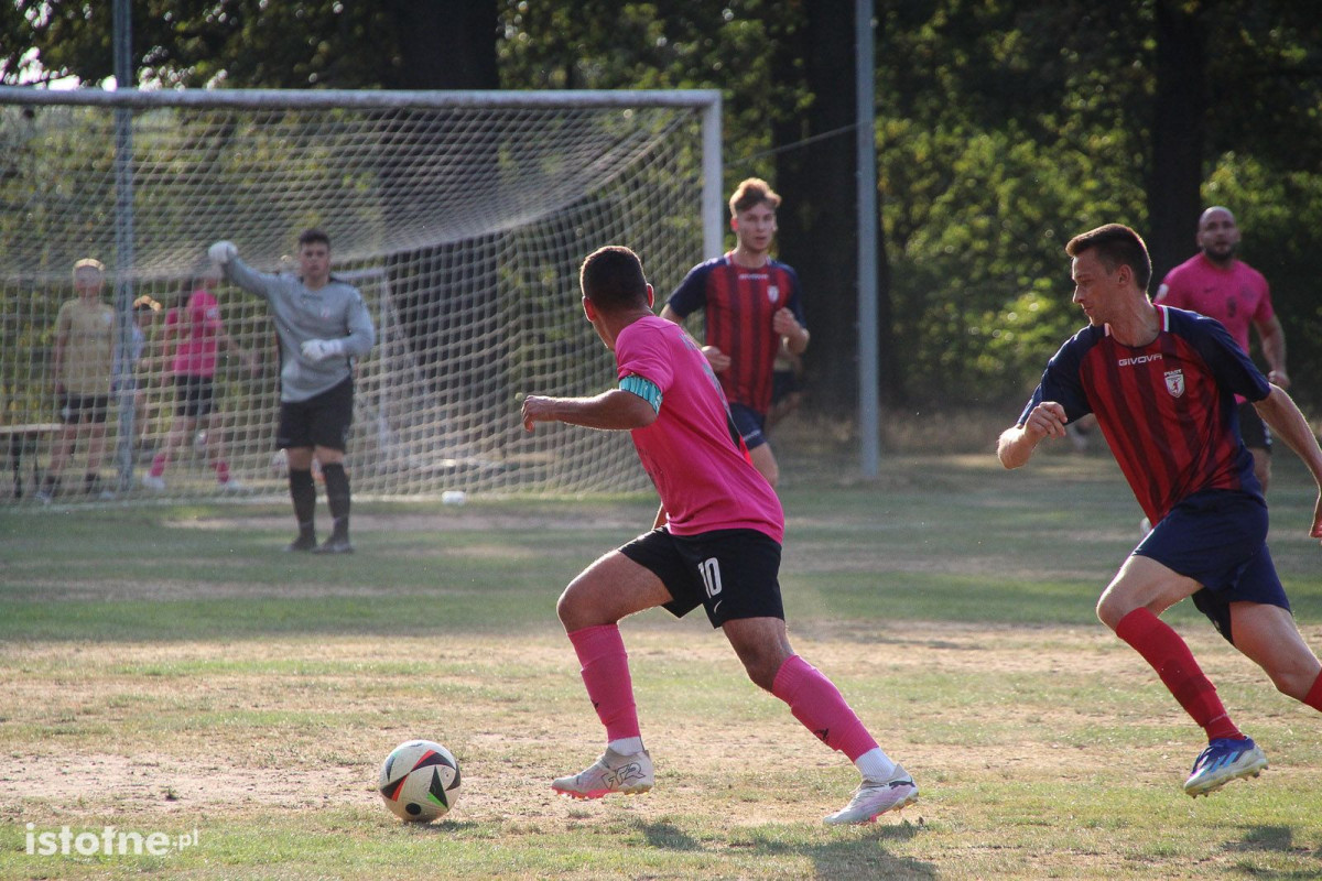 Galeria z meczu KS Kolonia Bolesławiec - KS Piast Czerwona Woda