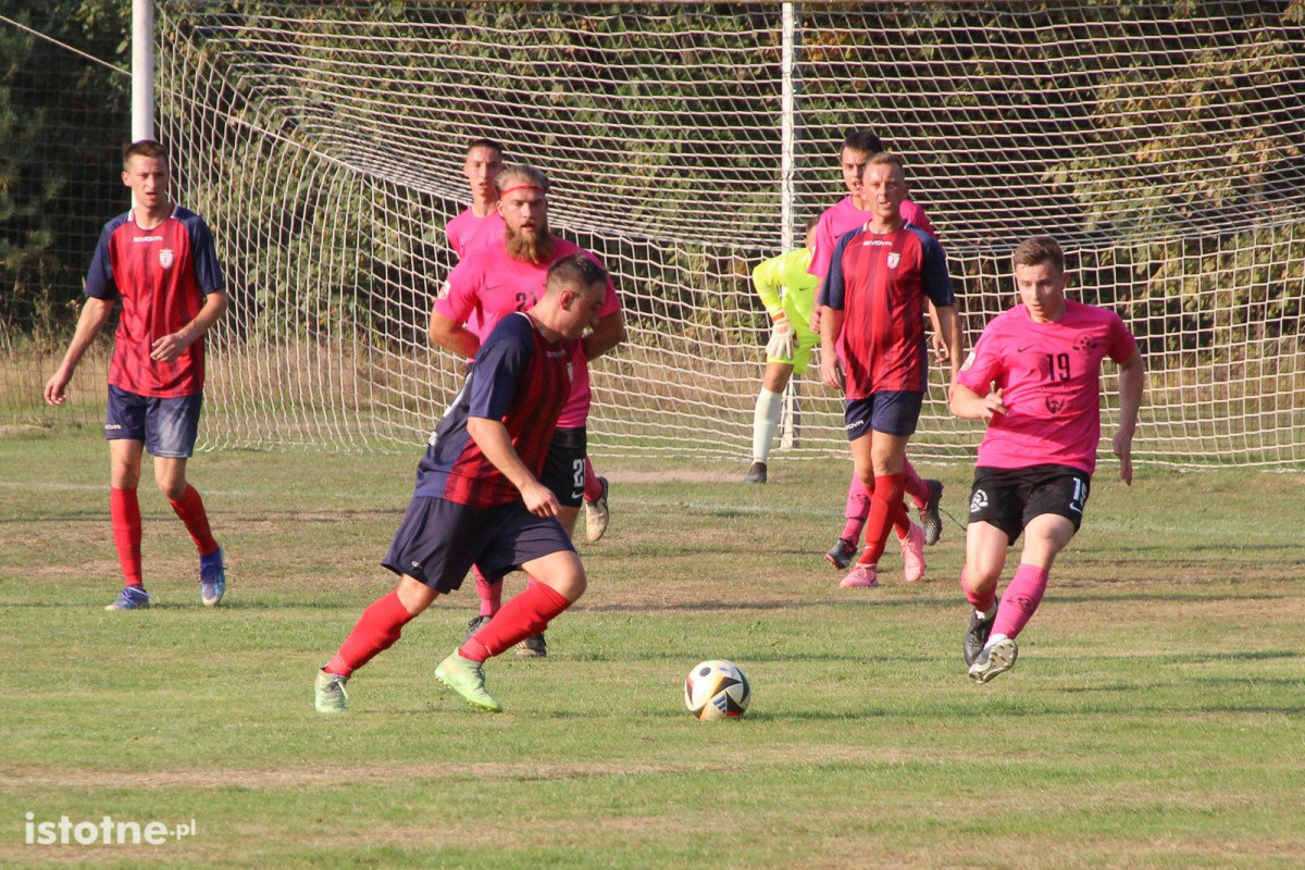 Galeria z meczu KS Kolonia Bolesławiec - KS Piast Czerwona Woda