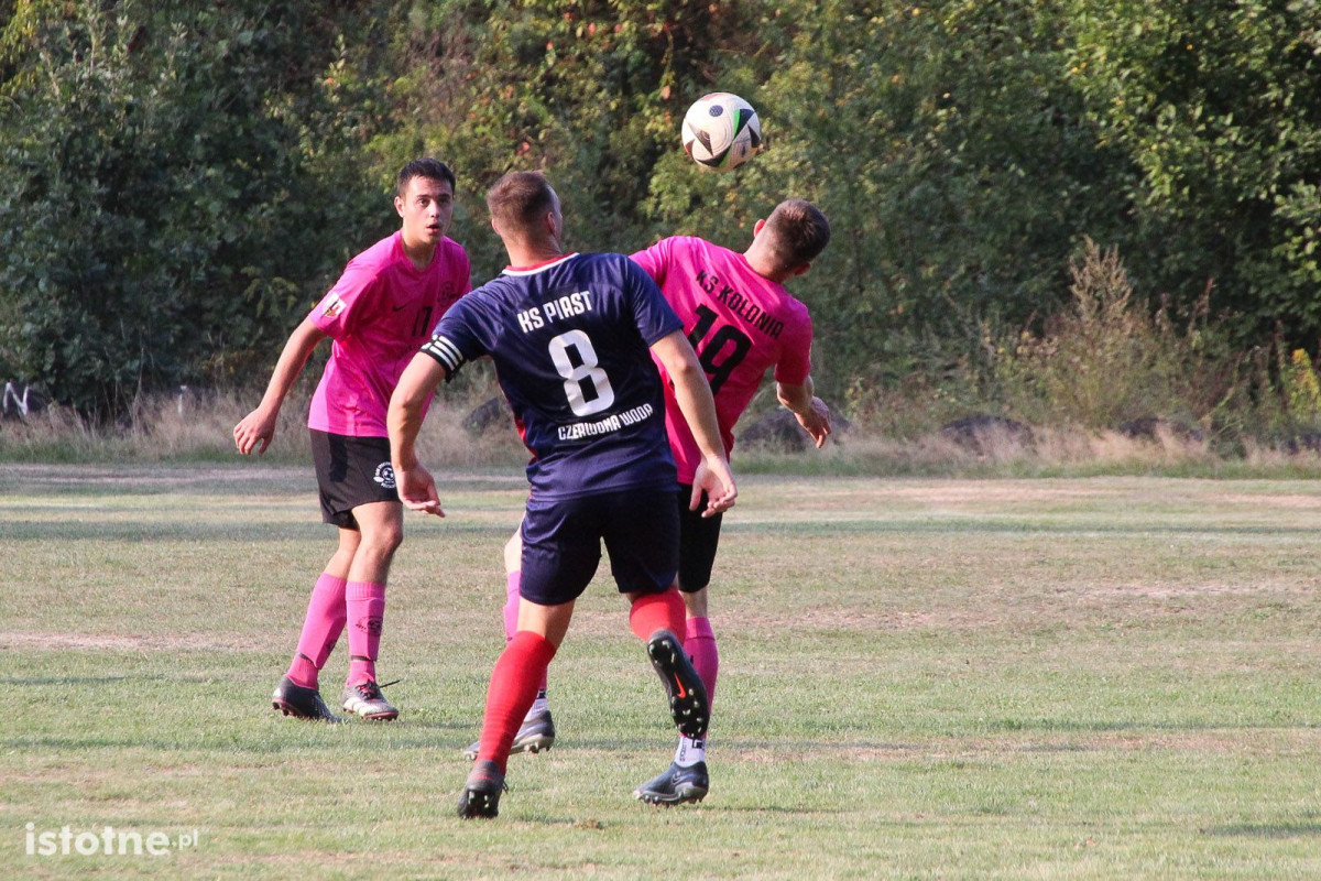 Galeria z meczu KS Kolonia Bolesławiec - KS Piast Czerwona Woda