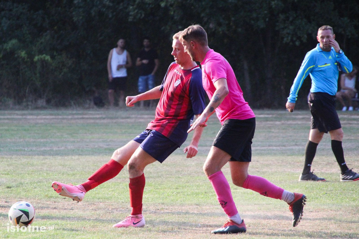 Galeria z meczu KS Kolonia Bolesławiec - KS Piast Czerwona Woda