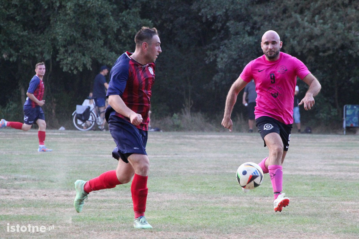 Galeria z meczu KS Kolonia Bolesławiec - KS Piast Czerwona Woda