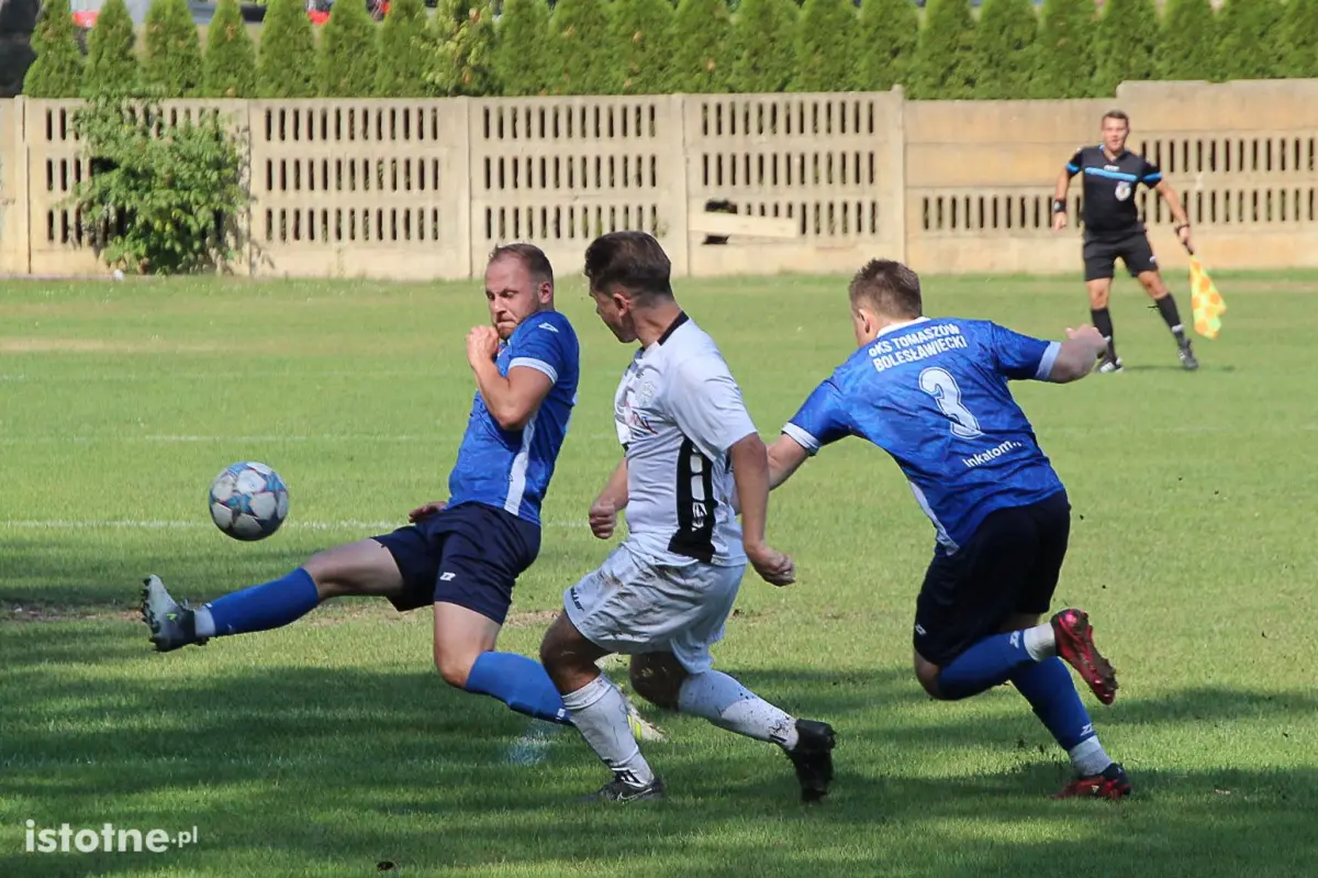 Galeria z meczu BKS II Bolesławiec - GKS Tomaszów Bolesławiecki