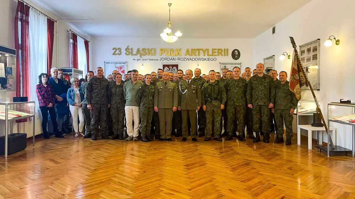 Uroczystość w 23 Śląskim Pułku Artylerii w Bolesławcu