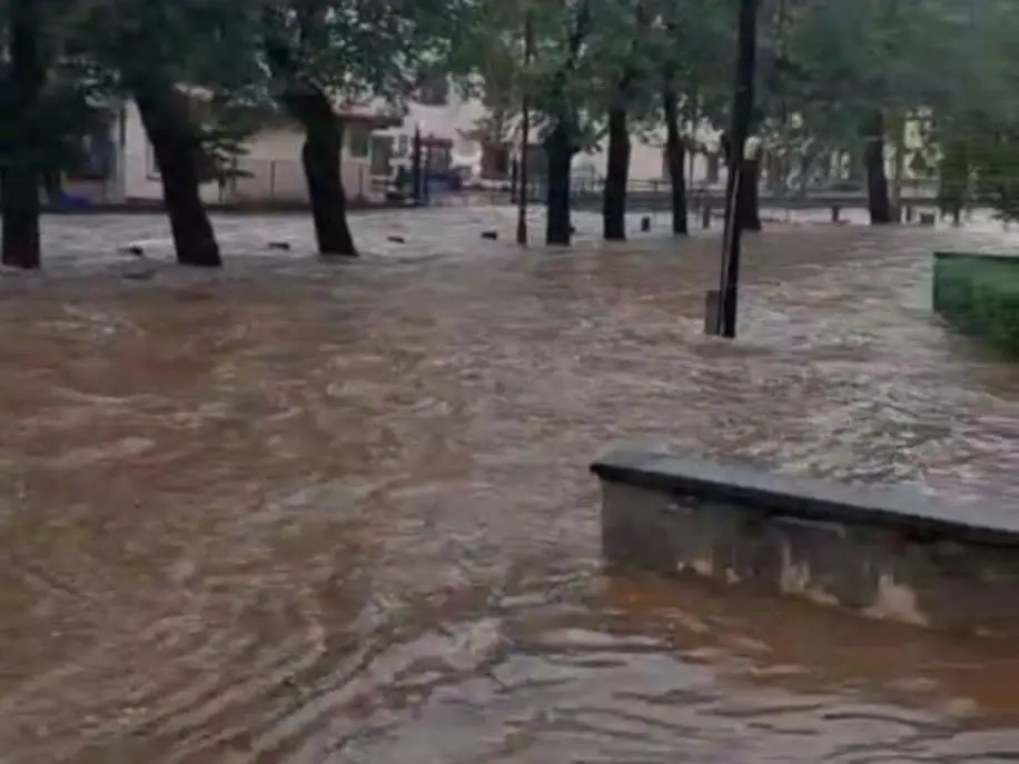 Zalane drogi w powiecie złotoryjskim
