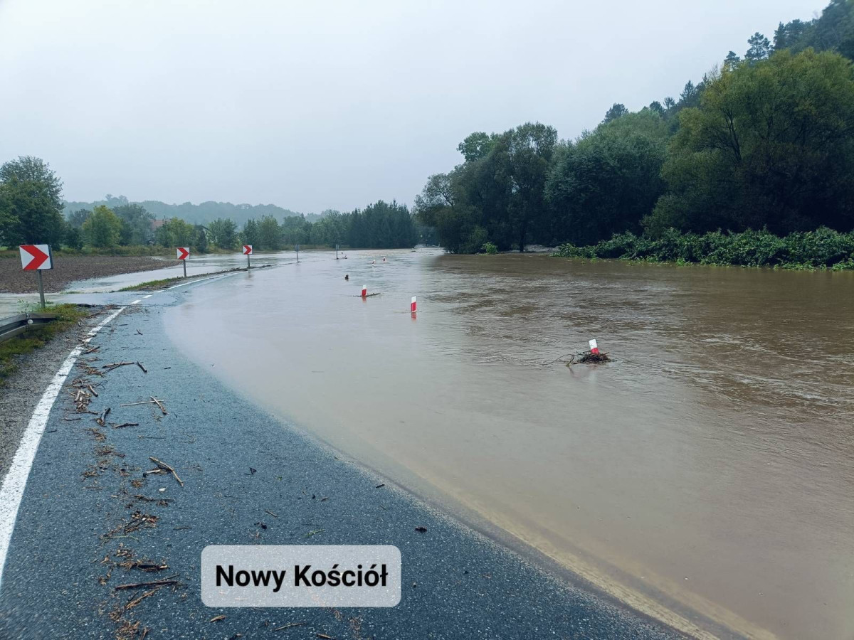 Zalane drogi w powiecie złotoryjskim