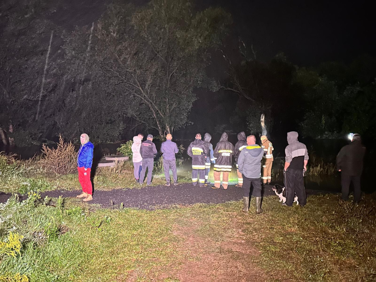 Budowa wałów przy ulicy Kraszewskiego w Bolesławcu