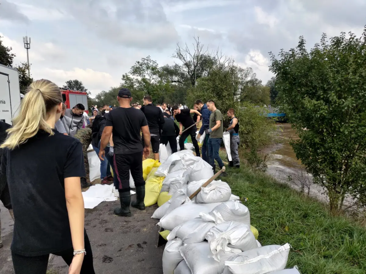 Teren przy moście na ulicy Mostowej