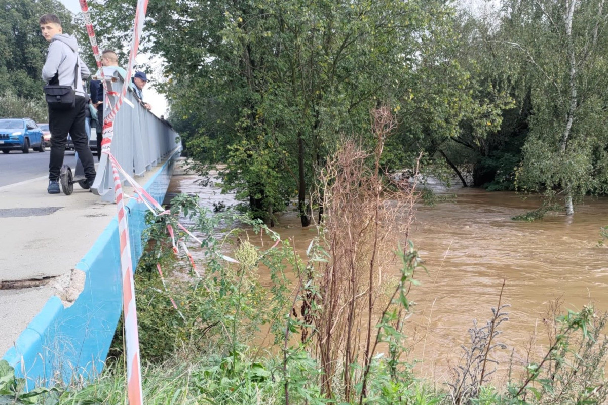Teren przy moście na ulicy Mostowej