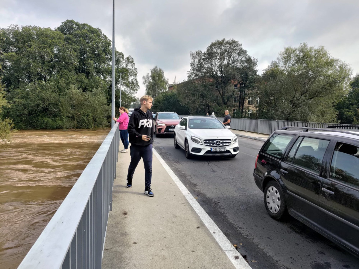 Teren przy moście na ulicy Mostowej