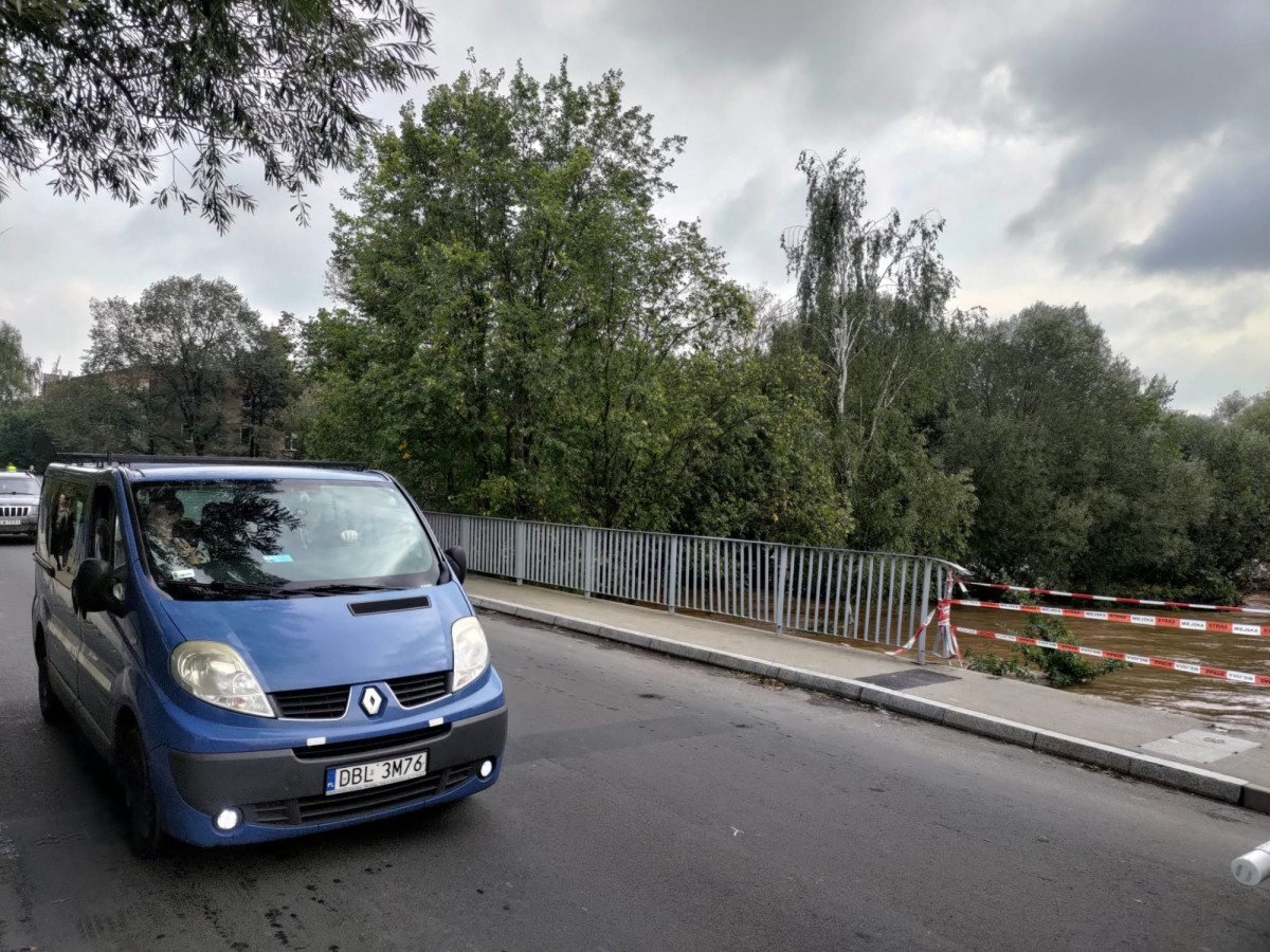 Teren przy moście na ulicy Mostowej