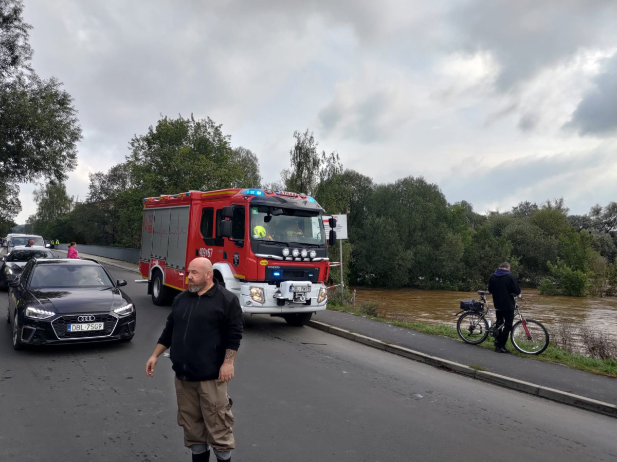 Teren przy moście na ulicy Mostowej