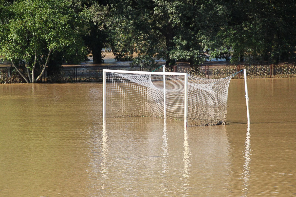 Woda powoli opada i odsłania to, co zniszczyła