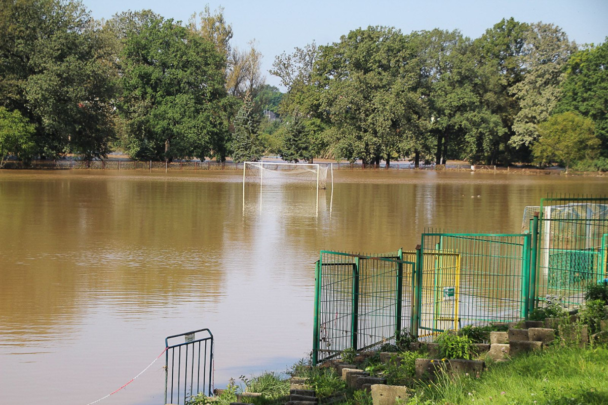 Woda powoli opada i odsłania to, co zniszczyła