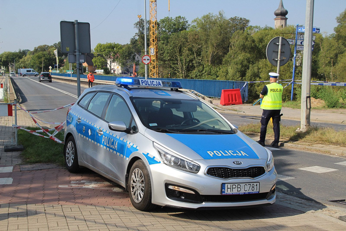 Woda powoli opada i odsłania to, co zniszczyła