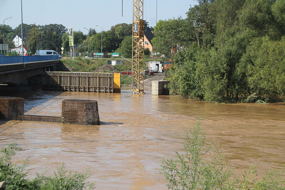 Woda powoli opada i odsłania to, co zniszczyła