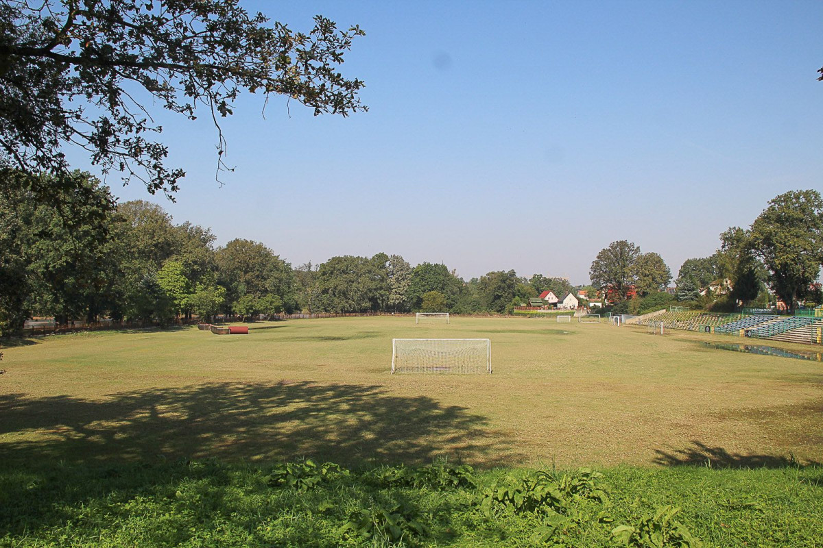 Tak dziś wygląda stadion przy ulicy Rajskiej po powodzi