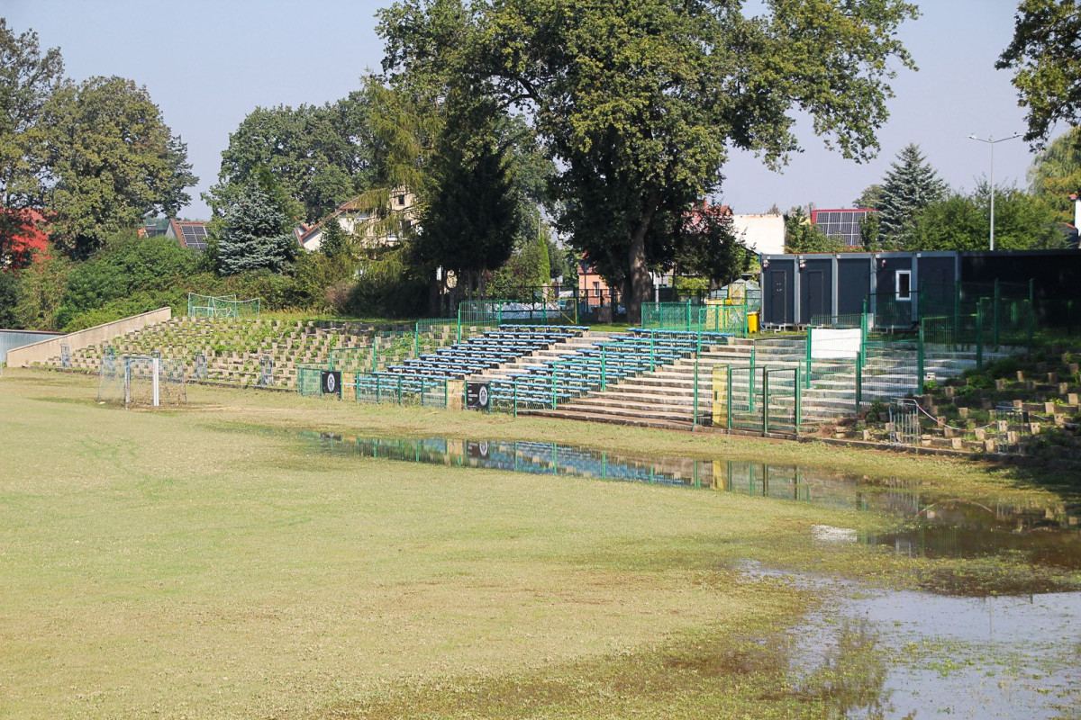Tak dziś wygląda stadion przy ulicy Rajskiej po powodzi