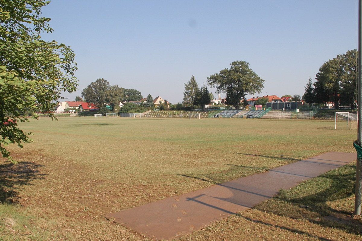 Tak dziś wygląda stadion przy ulicy Rajskiej po powodzi