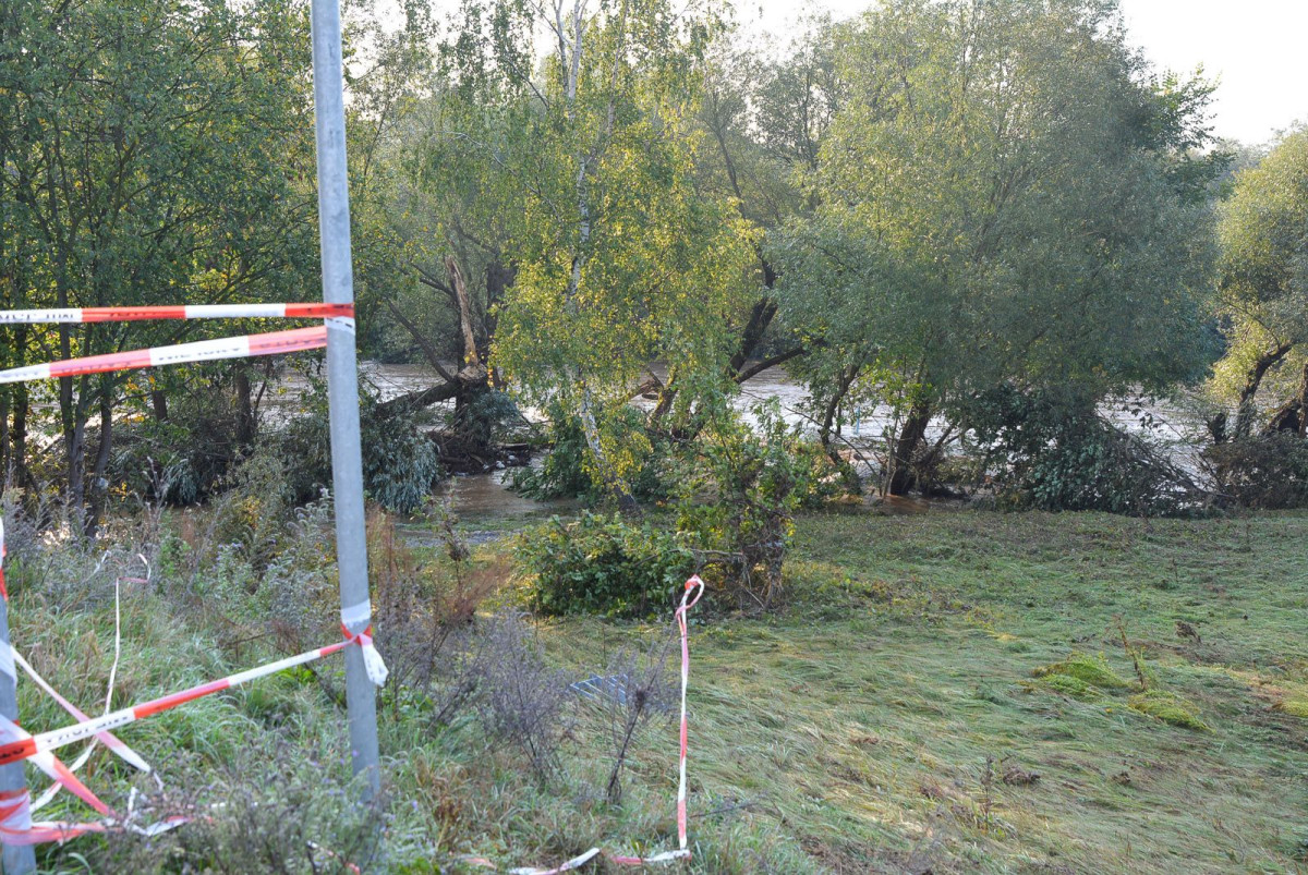 Poziom wody w Bobrze