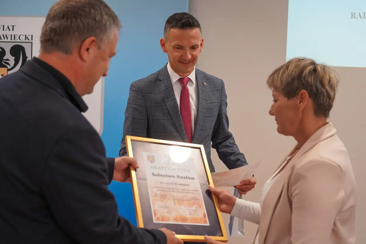 Uroczystość na sesji Rady Powiatu Bolesławieckiego