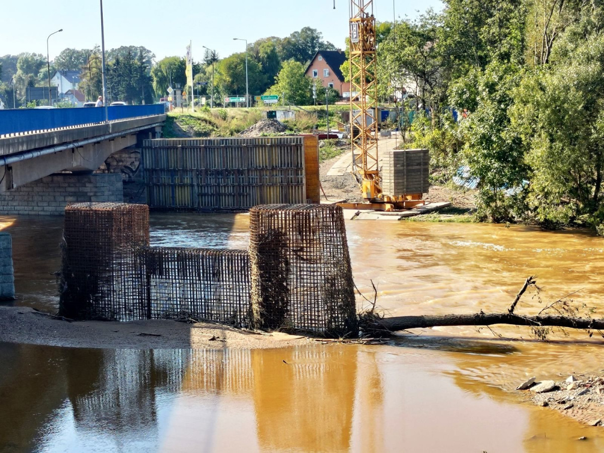 Most przy Zgorzeleckiej w Bolesławcu po powodzi