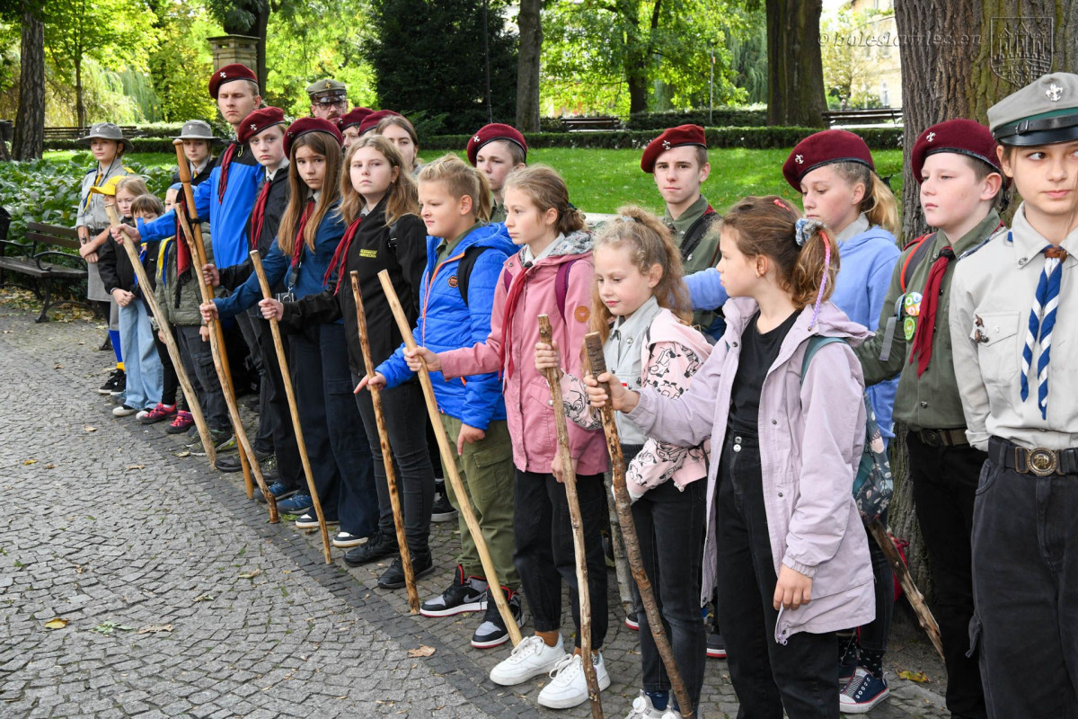Harcerze w czasie obchodów 85. rocznicy powstania Szarych Szeregów