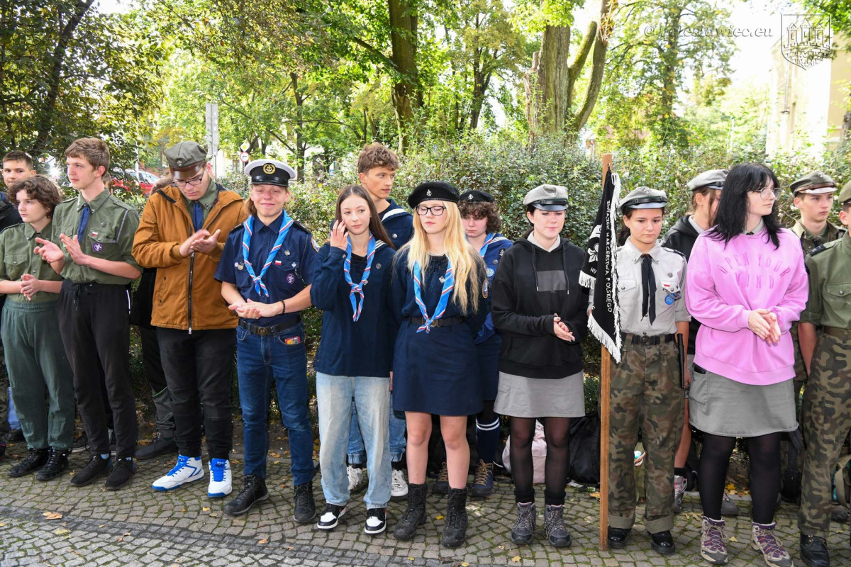 Harcerze w czasie obchodów 85. rocznicy powstania Szarych Szeregów