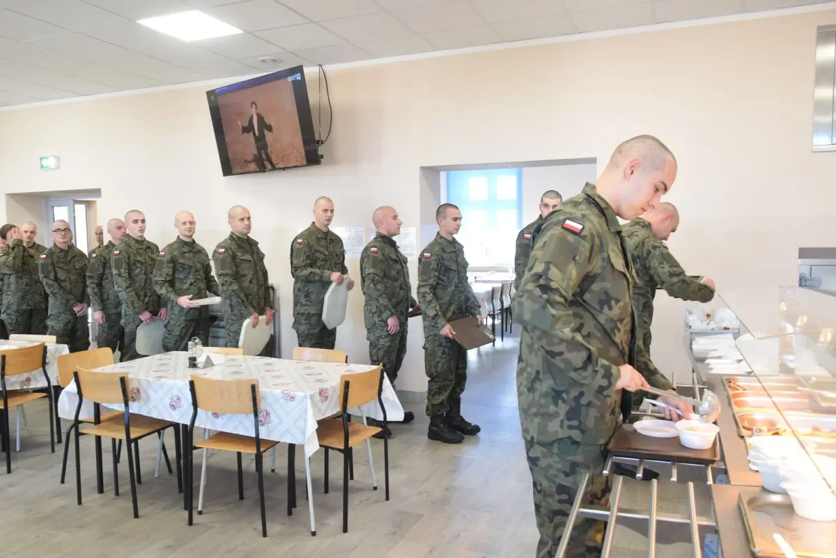 8. tegoroczny turnus Dobrowolnej Zasadniczej Służby Wojskowej rozpoczęty