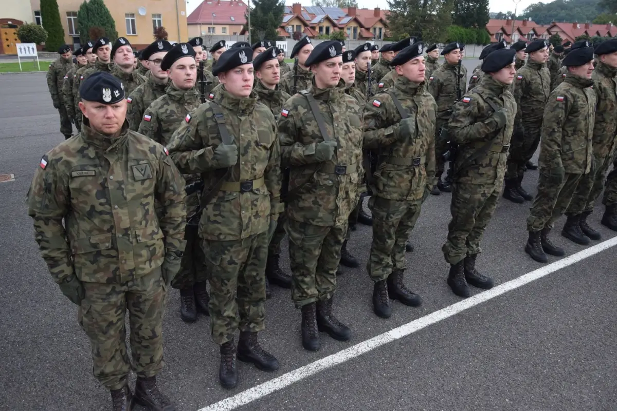 8. tegoroczny turnus Dobrowolnej Zasadniczej Służby Wojskowej rozpoczęty
