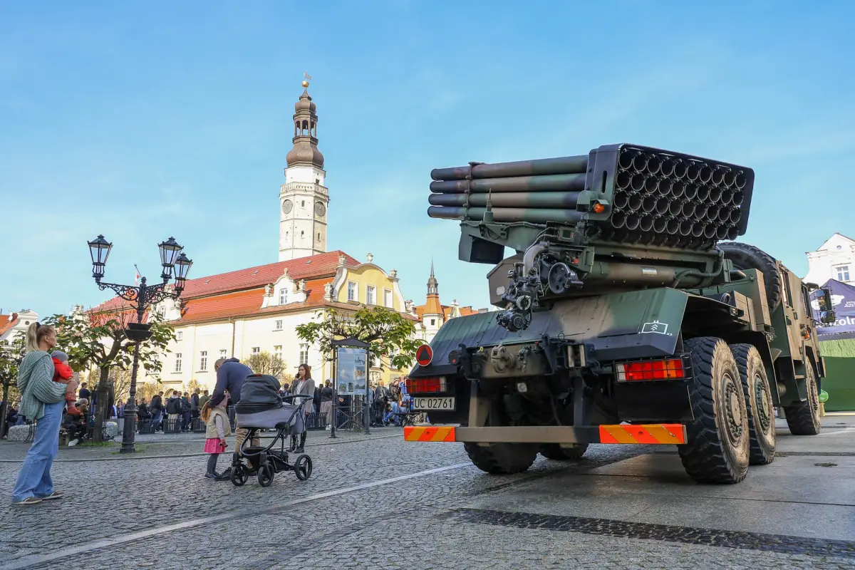 Przysięga wojskowa na bolesławieckim rynku