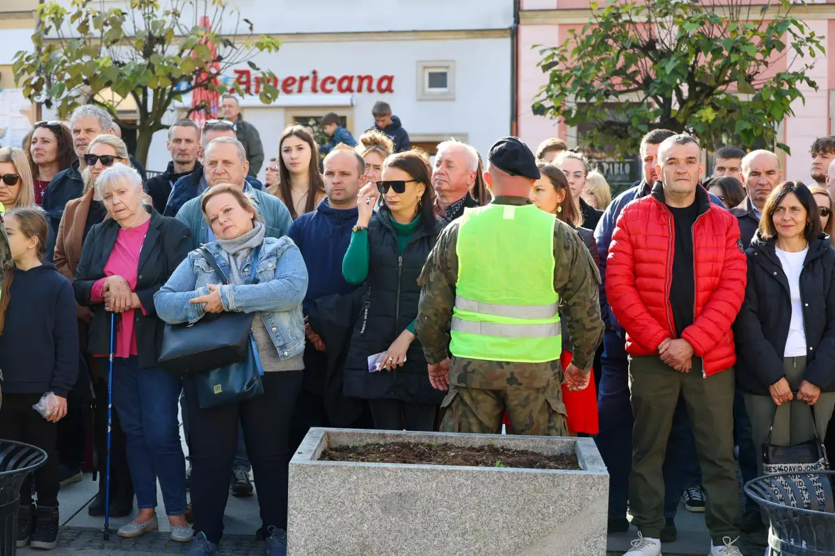 Military oath in Bolesławiec market square